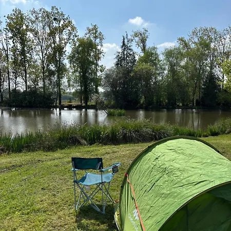 Campeggio Les Rives De Bel Air - Hébergements - - Caravaning