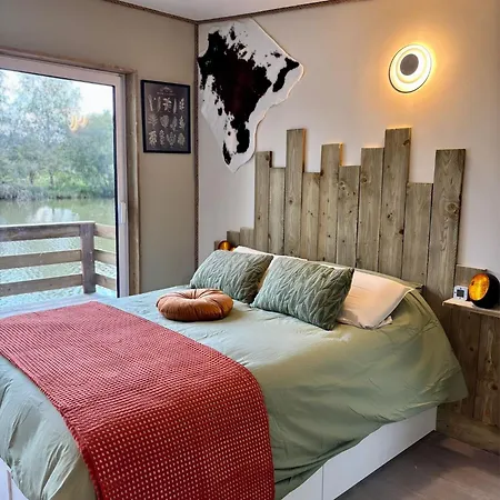 مكان تخييم Les Rives De Bel Air - Hebergements - - Caravaning Saint-Siméon