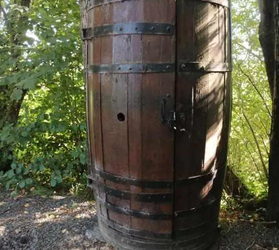 Parque de Campismo Les Rives De Bel Air - Hebergements - - Caravaning *